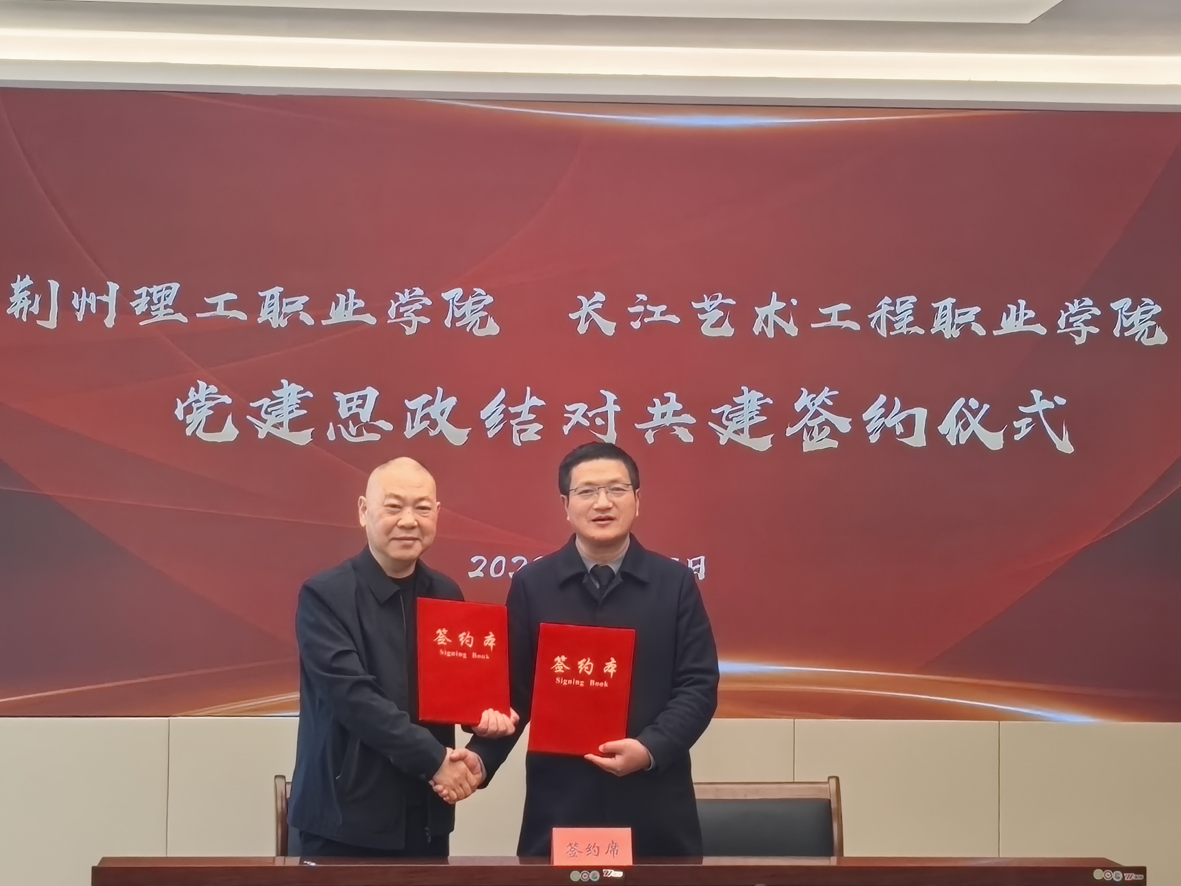 1774597368282775.jpg 4d2951ad5a0bd68d616403699702944c.jpg